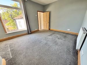 Bedroom- click for photo gallery